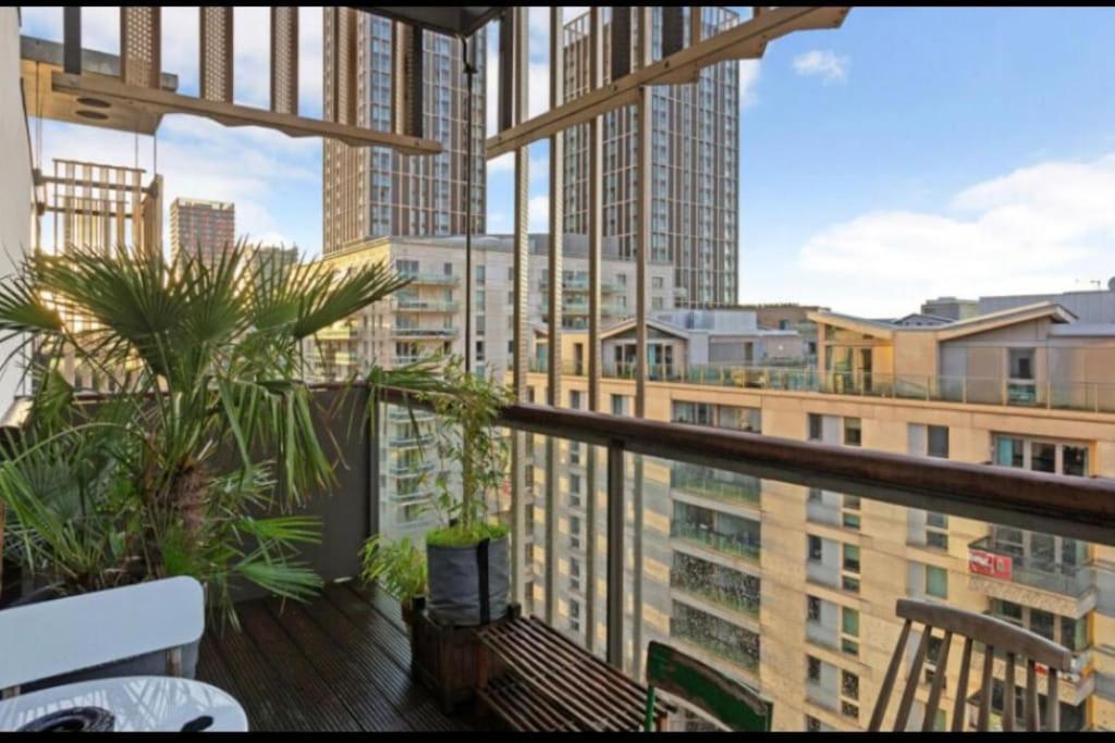 Appartement Large One Bedroom With Balcony Londres